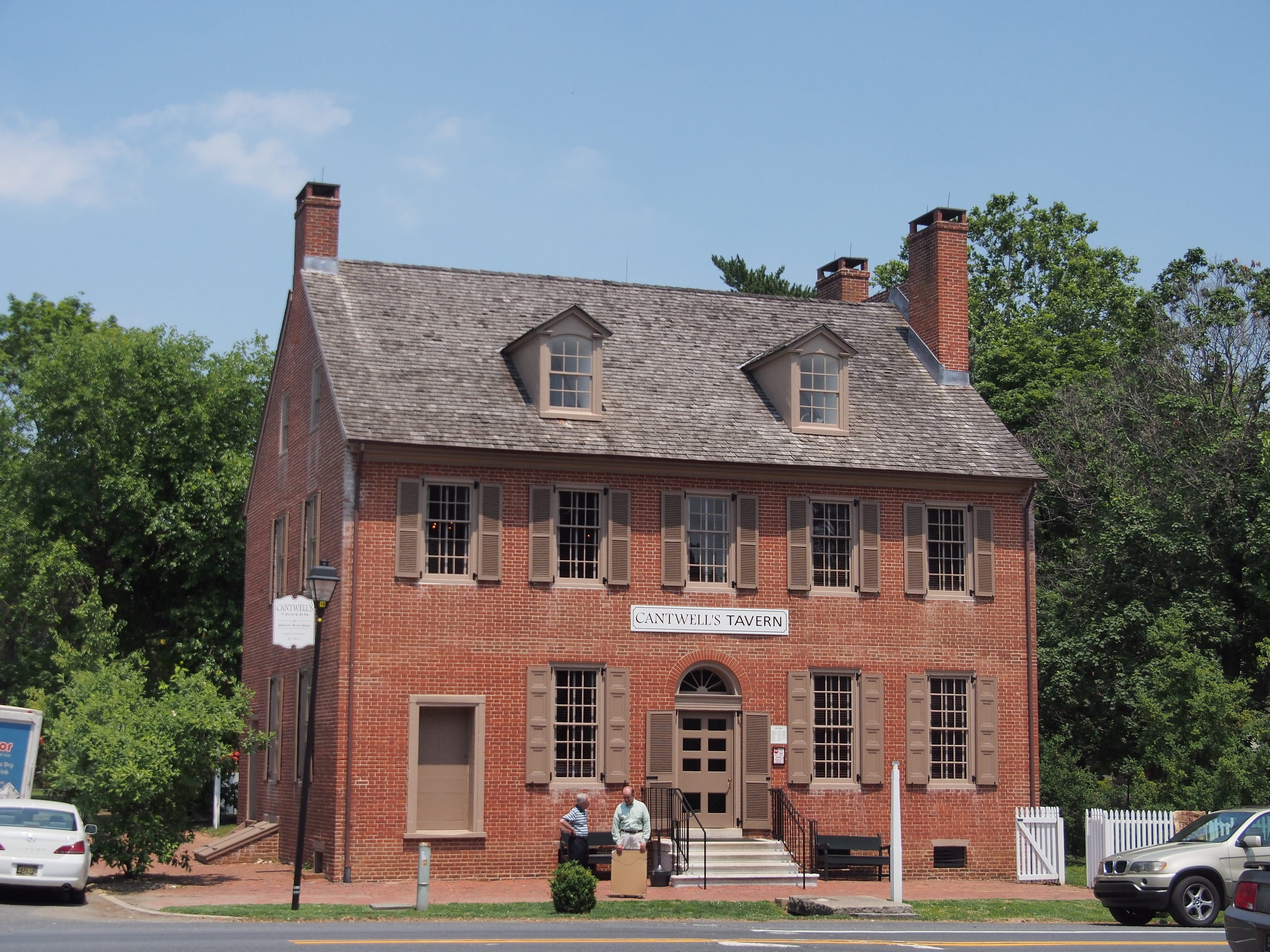 Cantwell's Tavern Restaurant