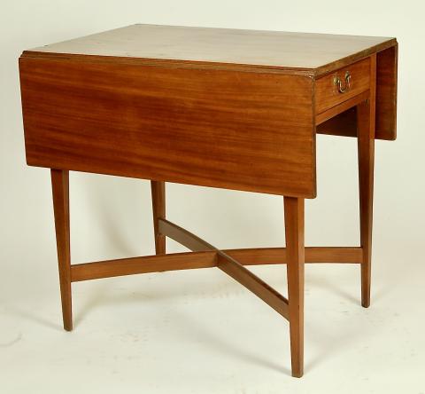 Pembroke or breakfast table
