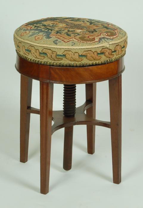 1958.3293 piano stool