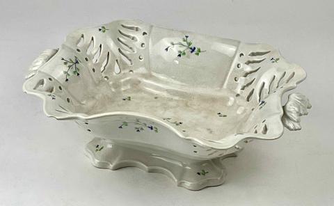 1977.551.4 reticulated bowl