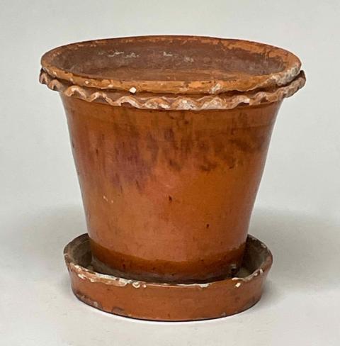 1969.393.6 flower pot