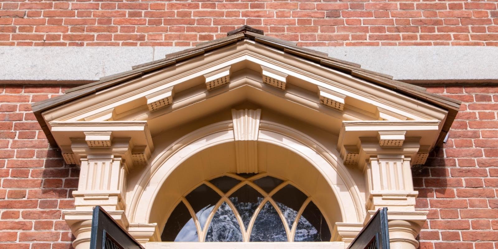 Entrance to the Corbit-Sharp House