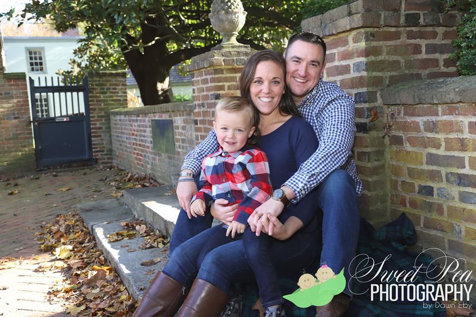 Family portrait by Sweet Pea photography